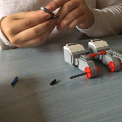 Bevezetés a Lego Mindstrome Ev3 robotok világába:Szerelő video elérhetősége